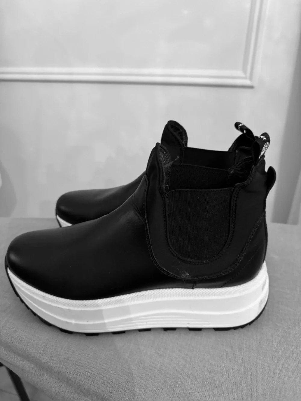 Janet Sport Black Leather Platform Chelsea Ankle Boots Size 37 US 6.5 Italy